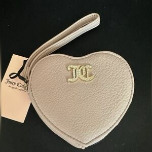 Juicy Couture Heart Wrislet Zip Around